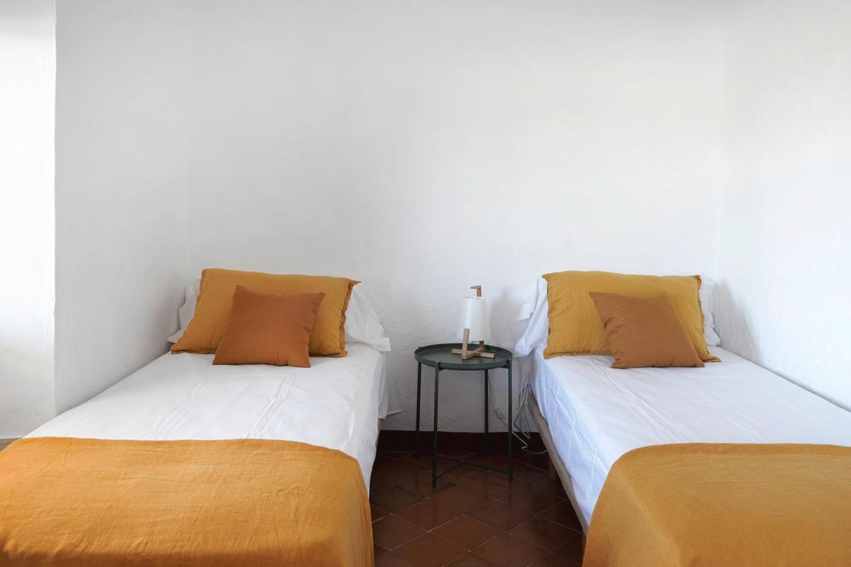 Casa Rural Bini Aumaia เอสเมร์คาดัล ภายนอก รูปภาพ