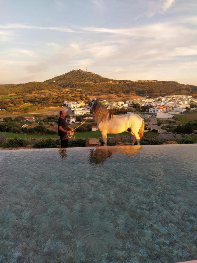 Casa Rural Bini Aumaia เอสเมร์คาดัล ภายนอก รูปภาพ
